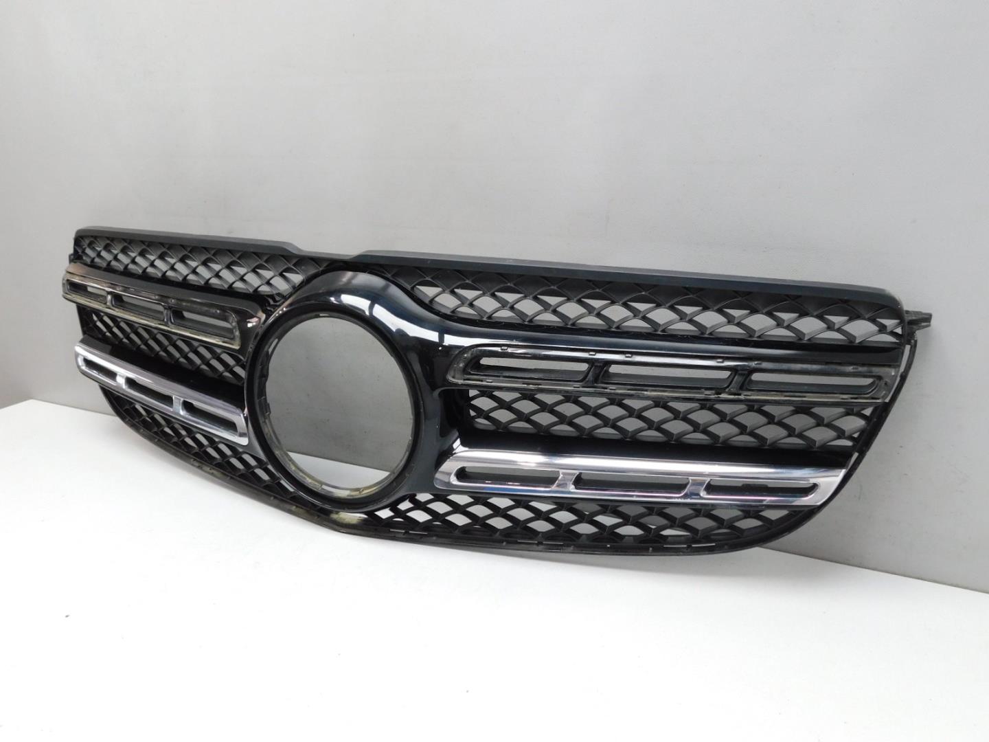 Решетка радиатора