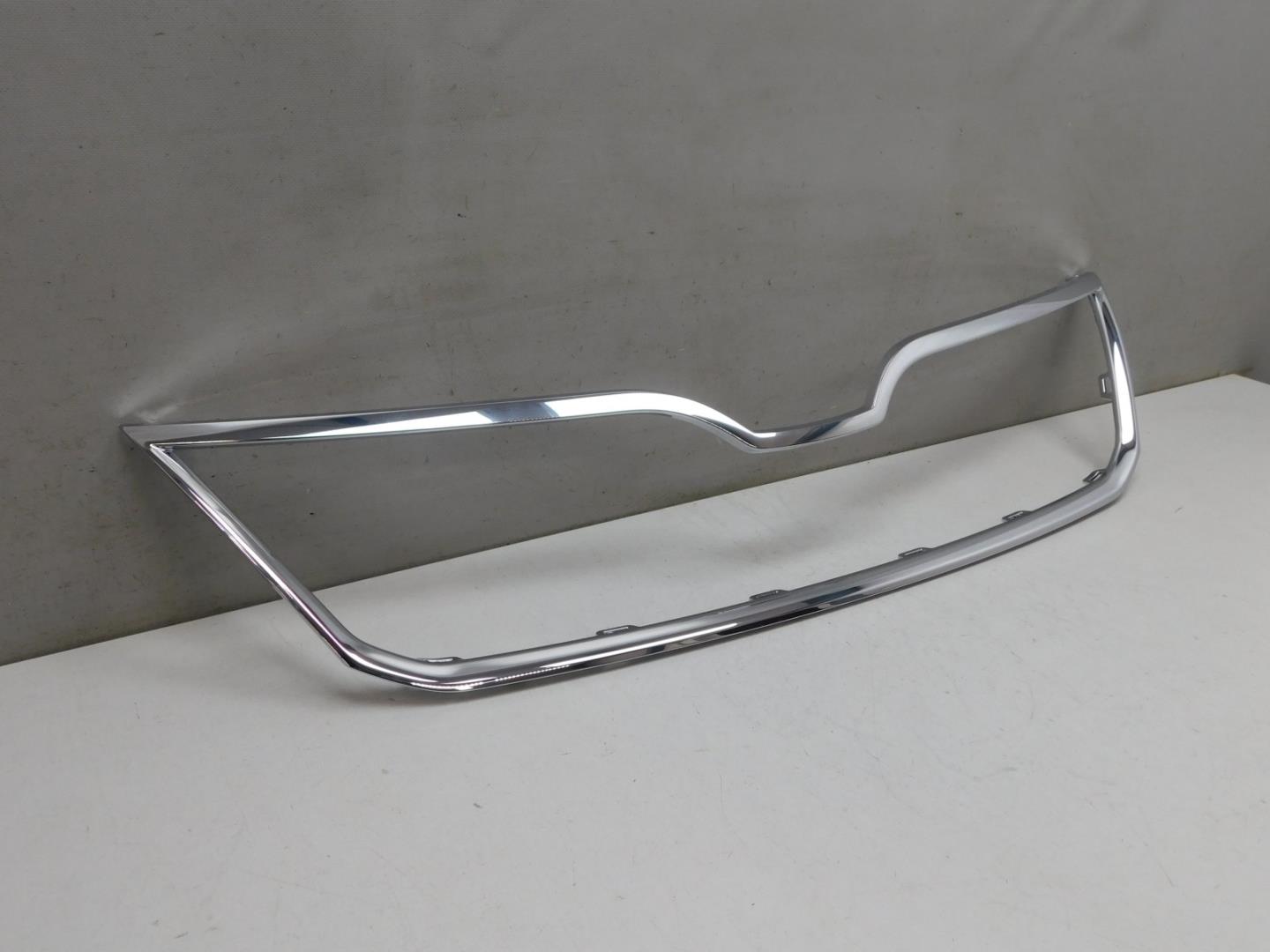 Накладка на решетку радиатора