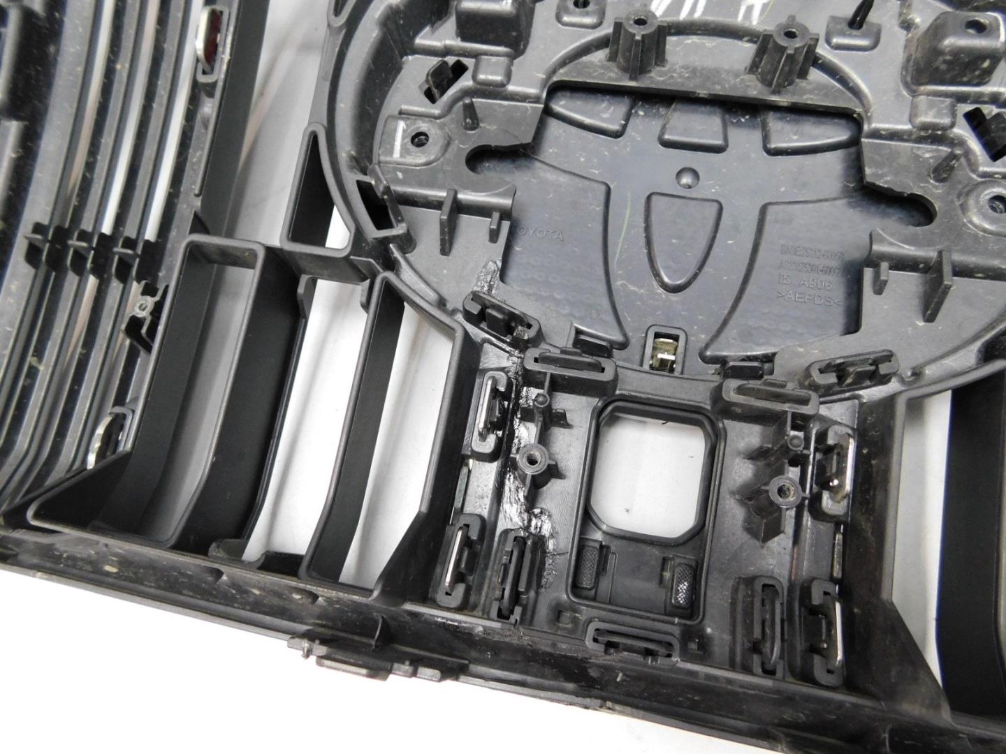 Решетка радиатора