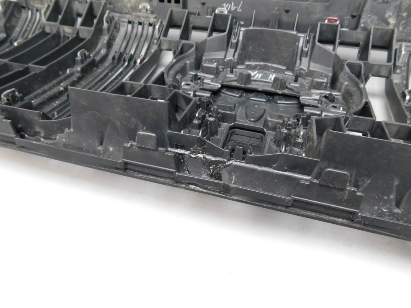 Решетка радиатора