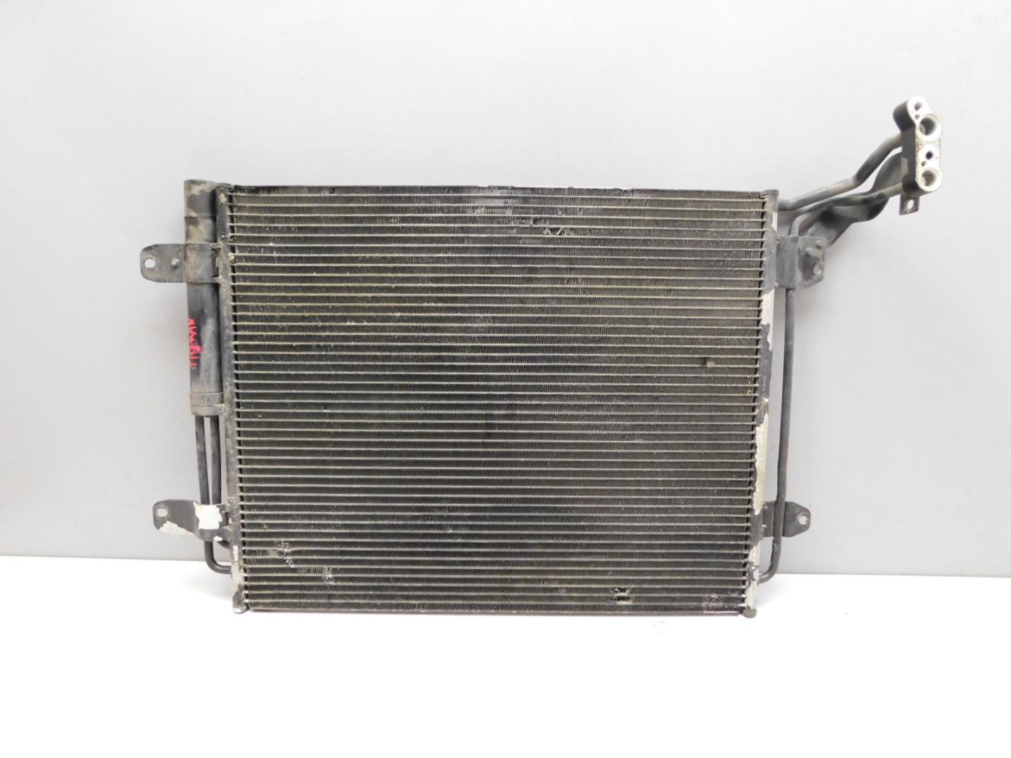 Радиатор кондиционера / конденсер