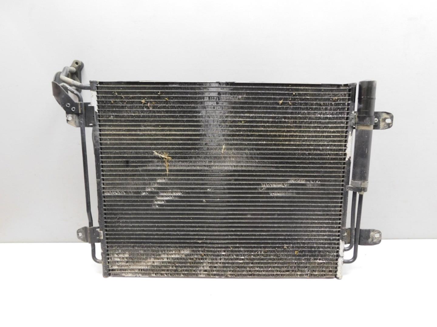 Радиатор кондиционера / конденсер