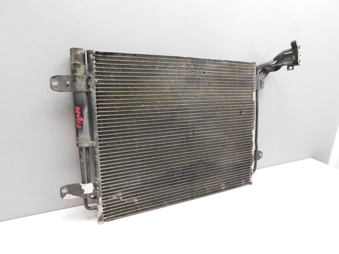 Радиатор кондиционера / конденсер