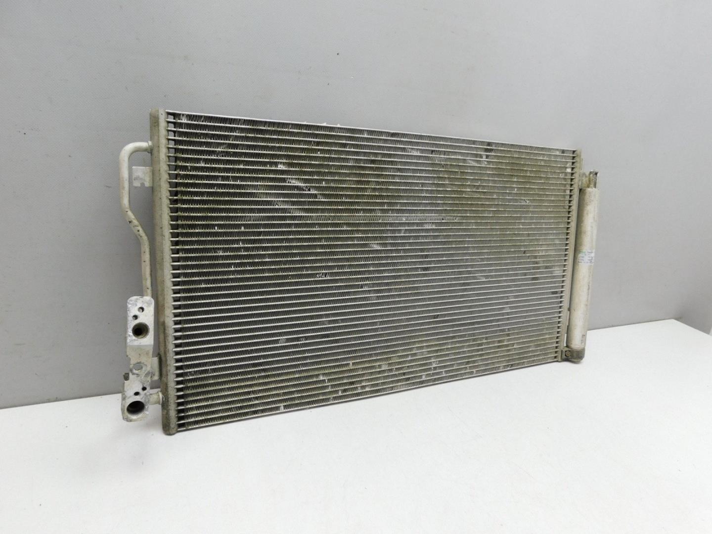 Радиатор кондиционера / конденсер