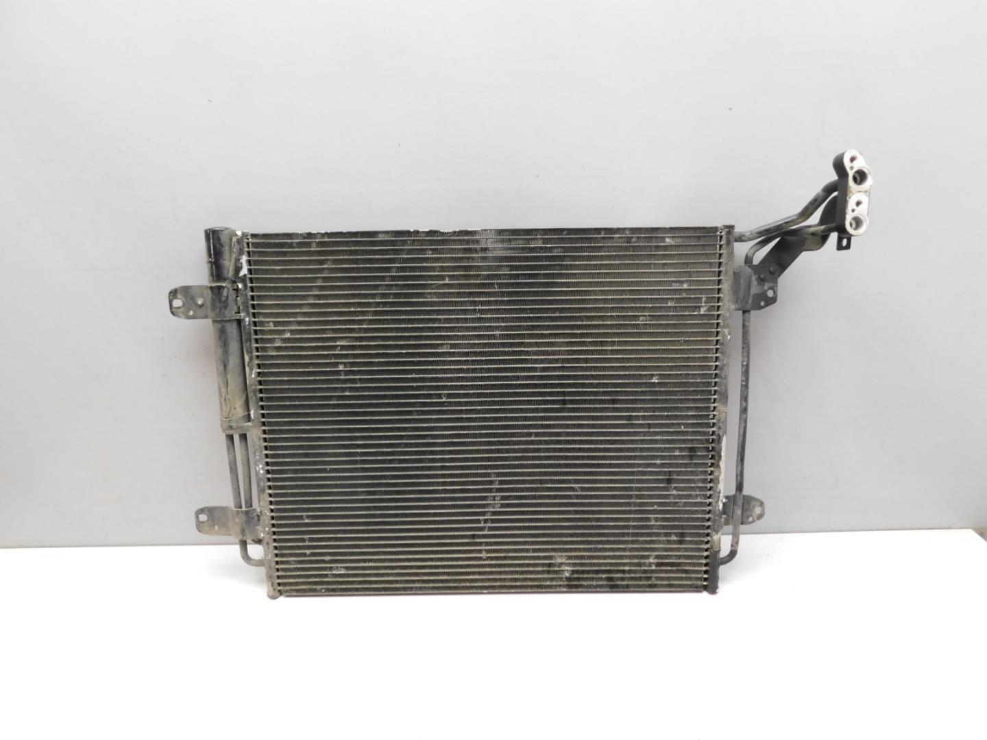 Радиатор кондиционера / конденсер