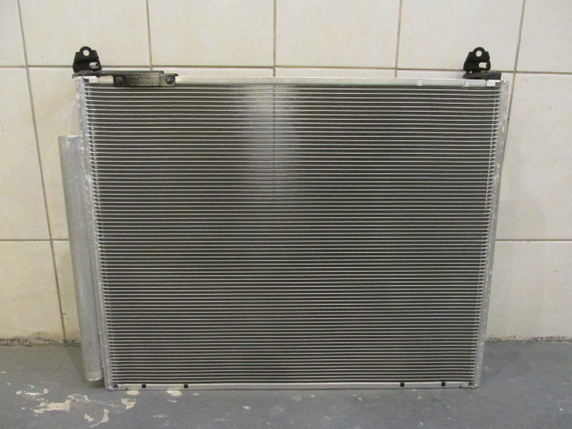 Радиатор кондиционера / конденсер
