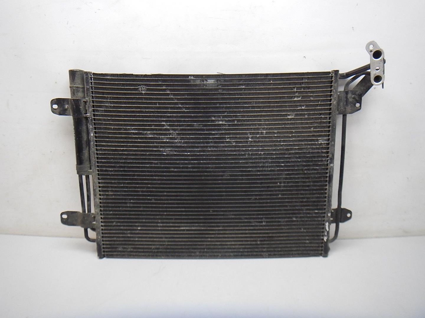 Радиатор кондиционера / конденсер