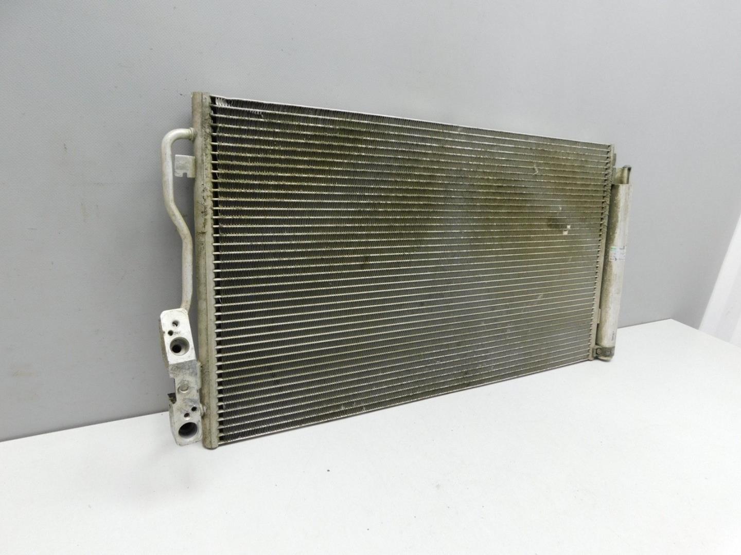 Радиатор кондиционера / конденсер