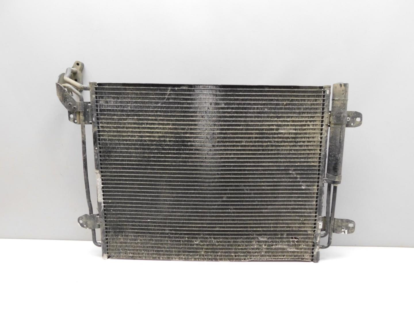 Радиатор кондиционера / конденсер