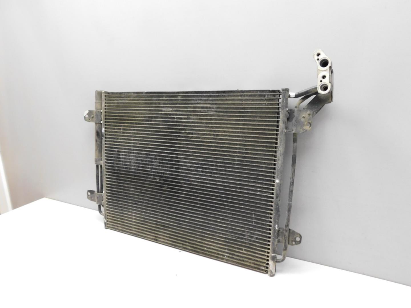 Радиатор кондиционера / конденсер
