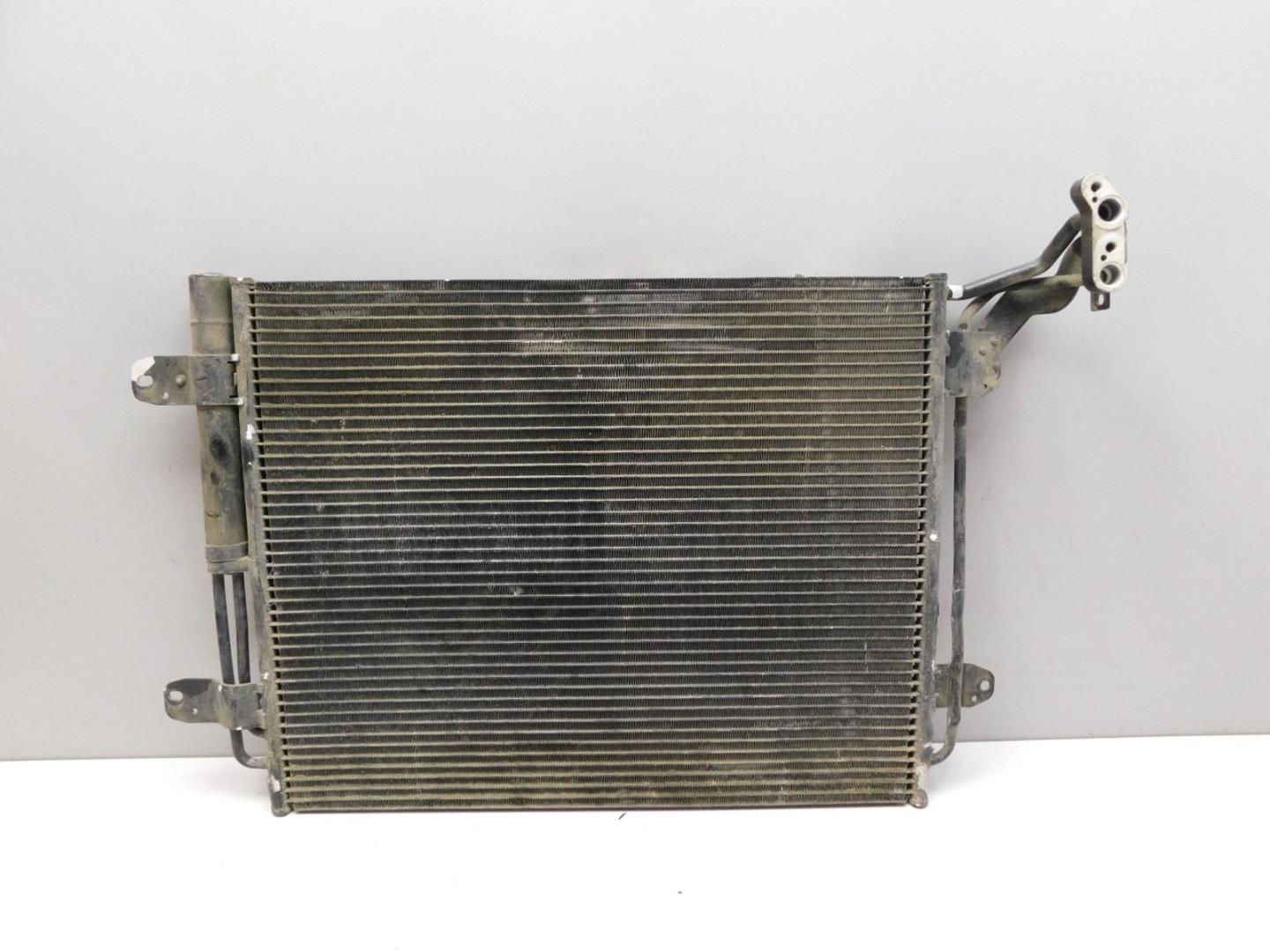 Радиатор кондиционера / конденсер