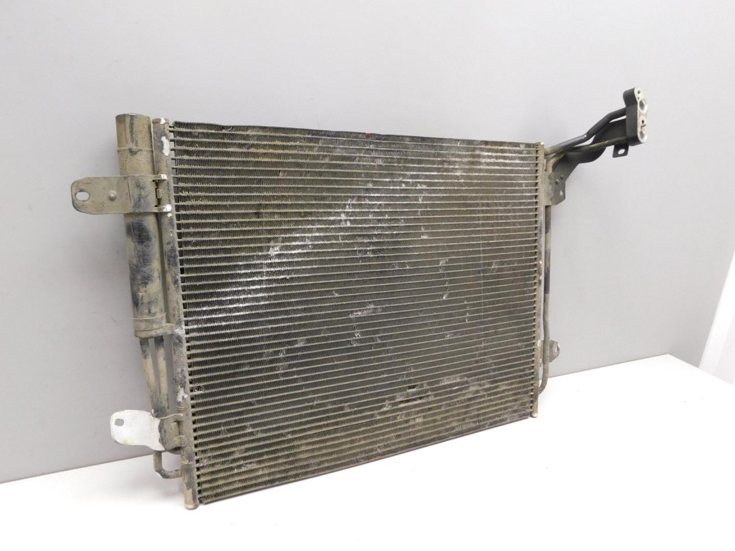 Радиатор кондиционера / конденсер