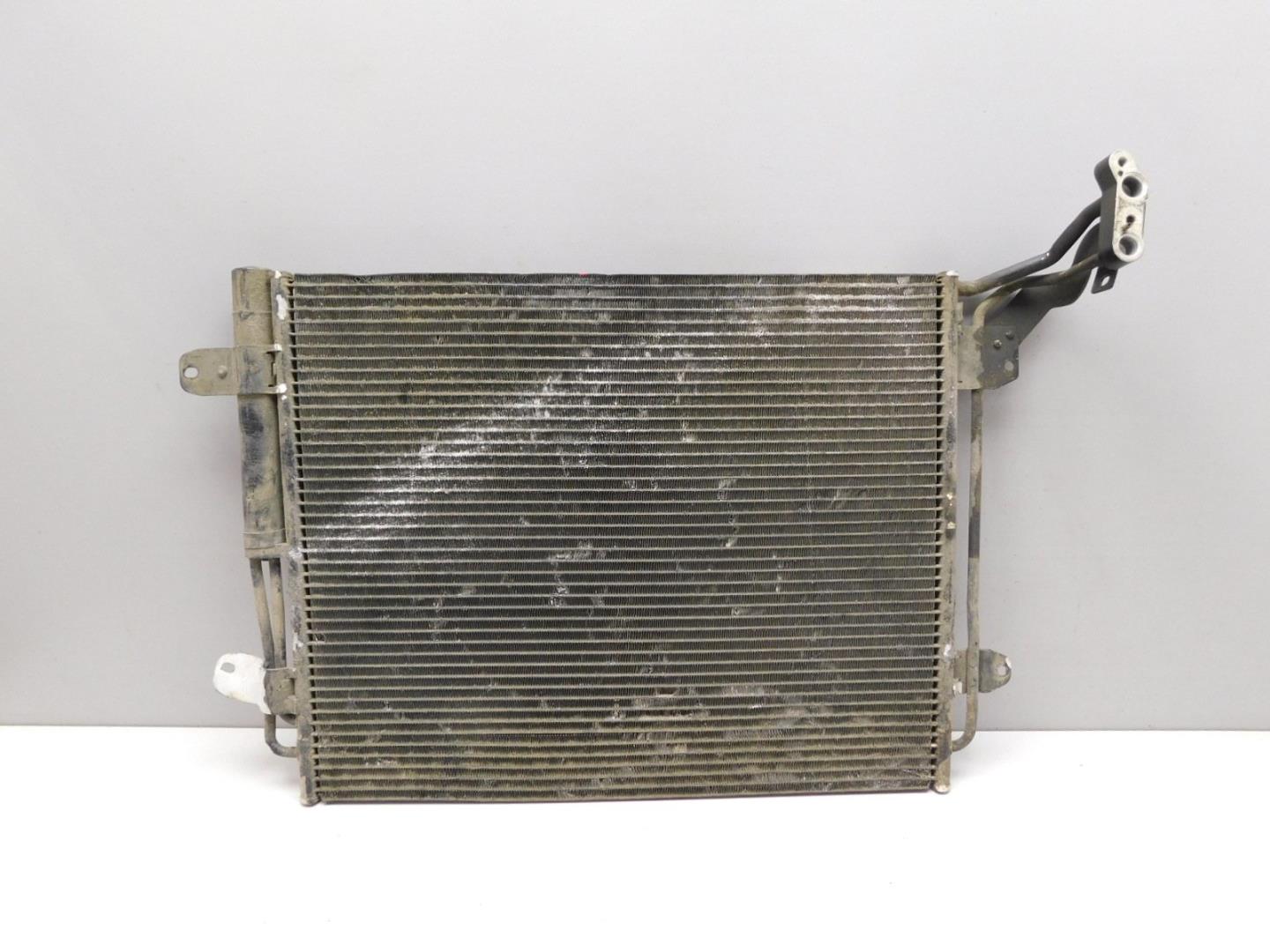 Радиатор кондиционера / конденсер