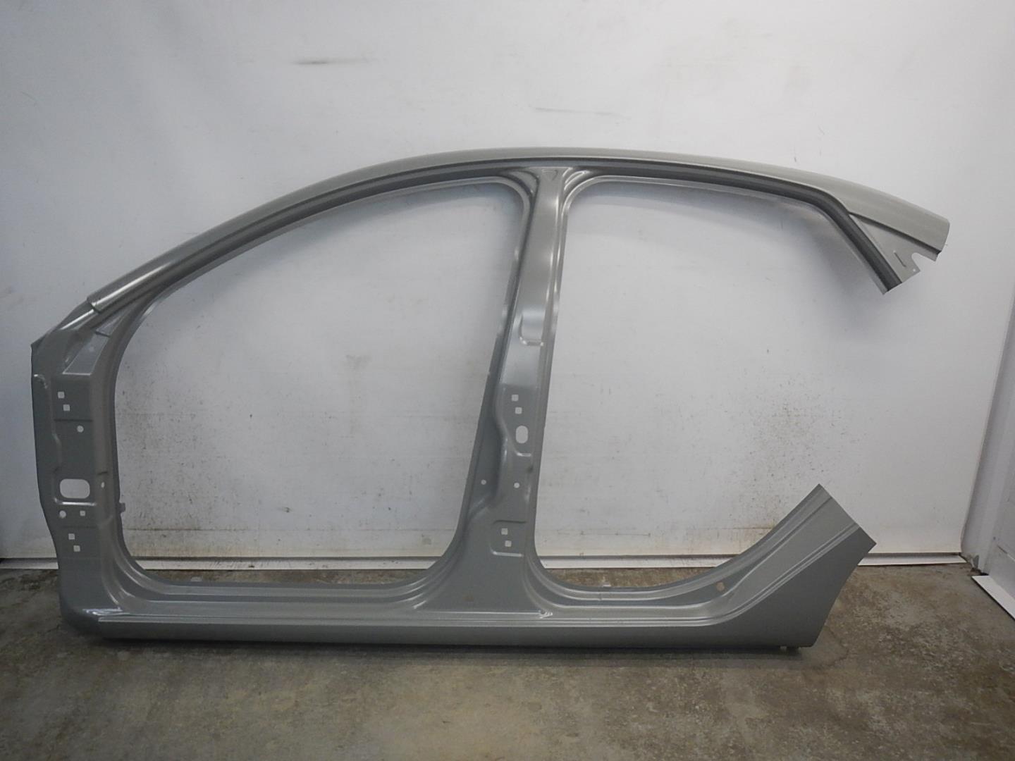 Кузовной элемент