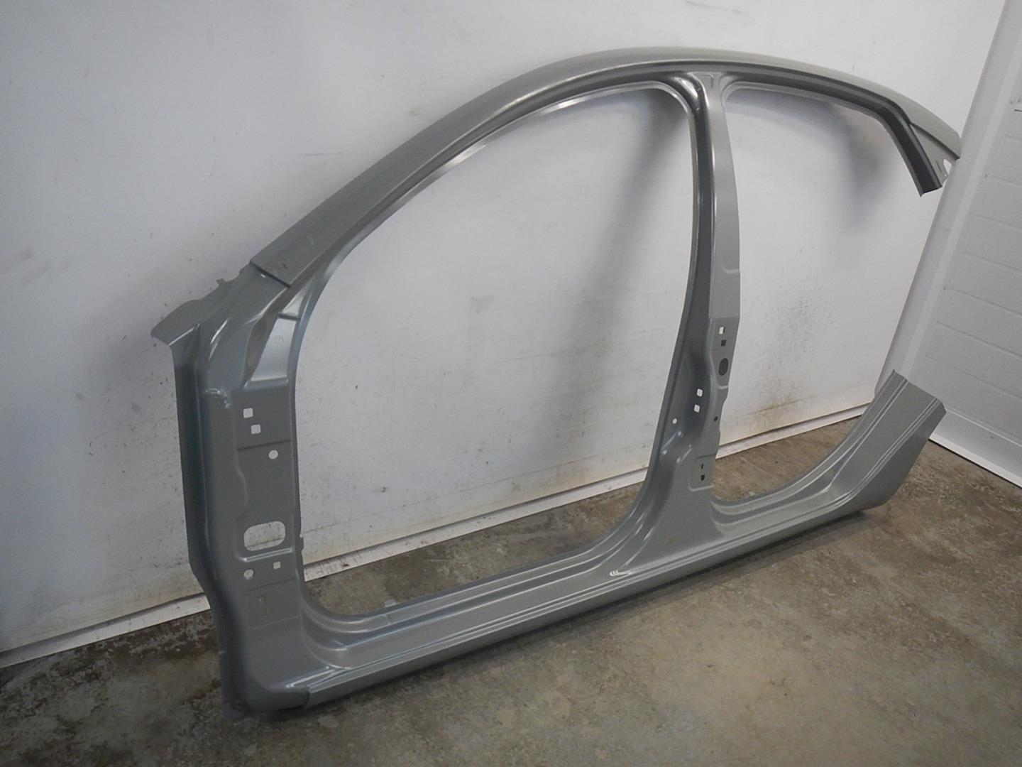 Кузовной элемент