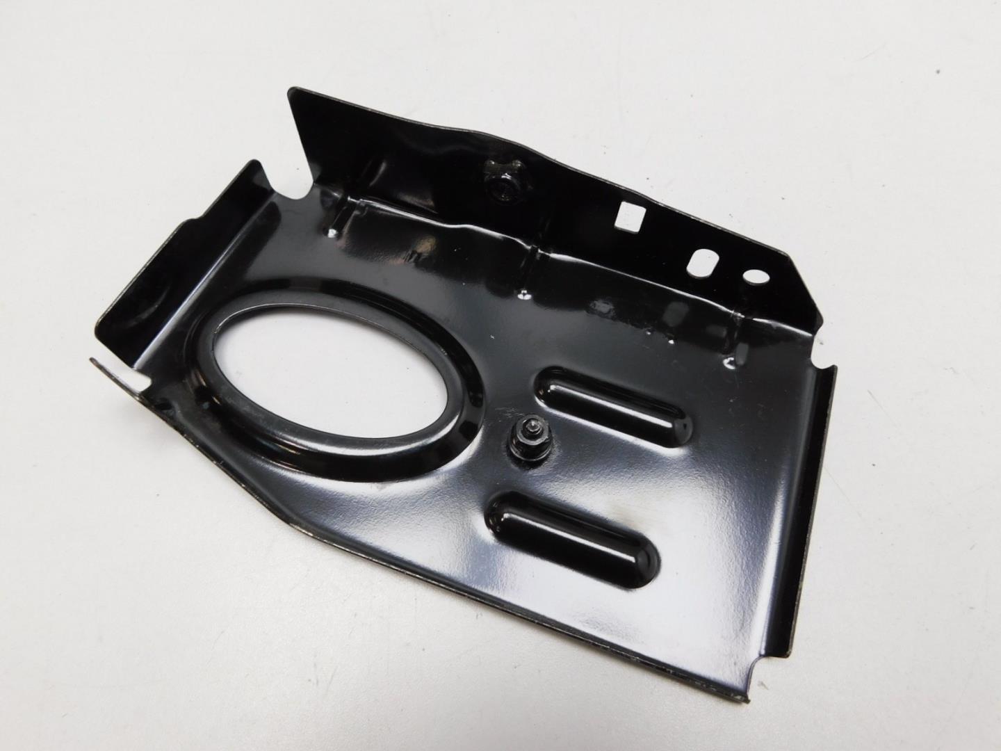 Кузовной элемент