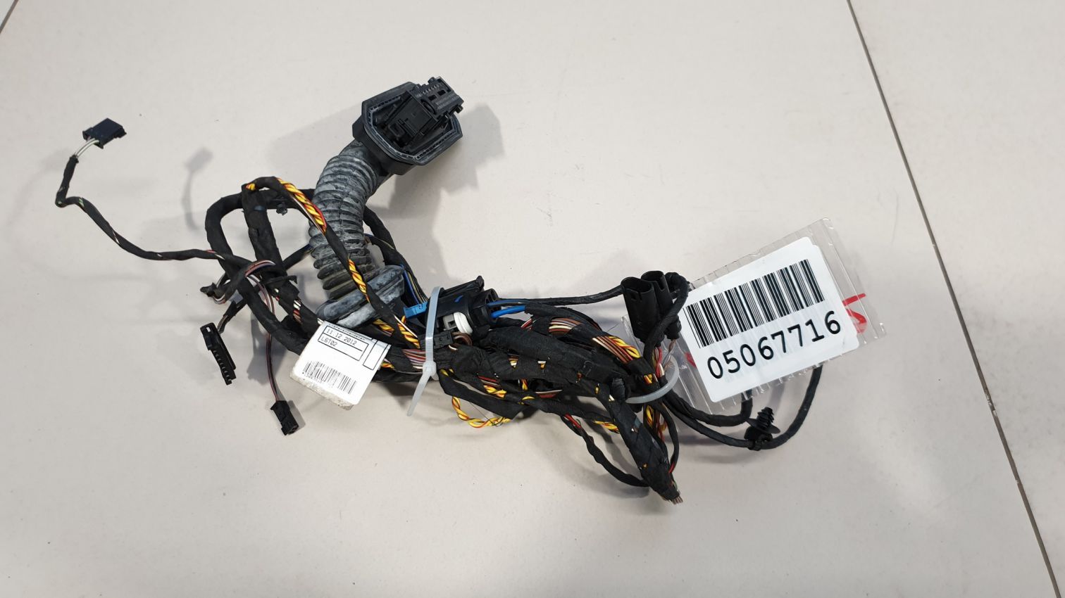 AP-0009990303 AP-0009990303