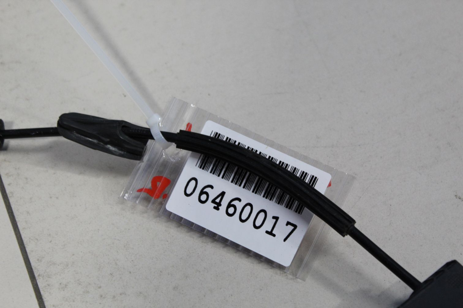 AP-0009990951 AP-0009990951