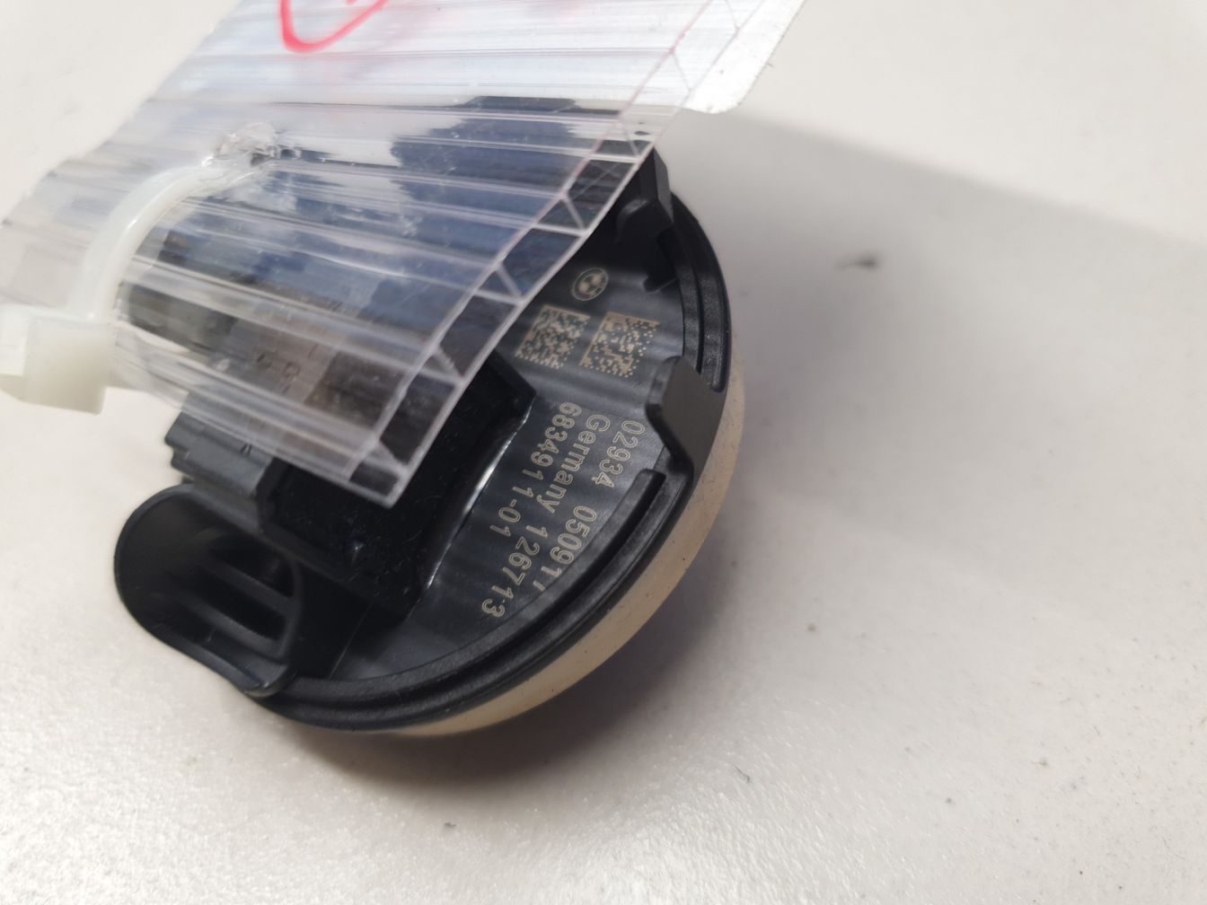 AP-0011517697 AP-0011517697