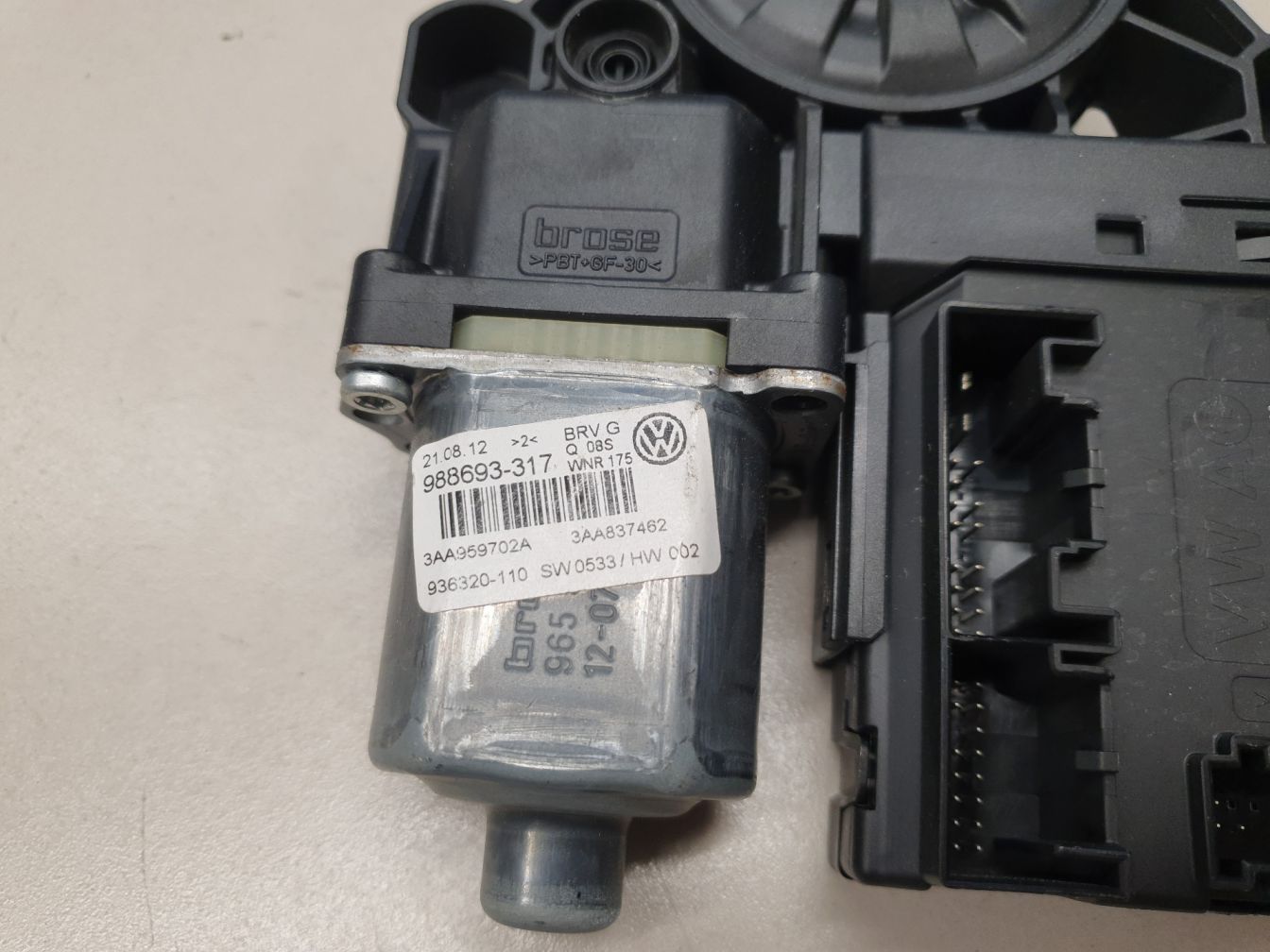 AP-0012613221 AP-0012613221