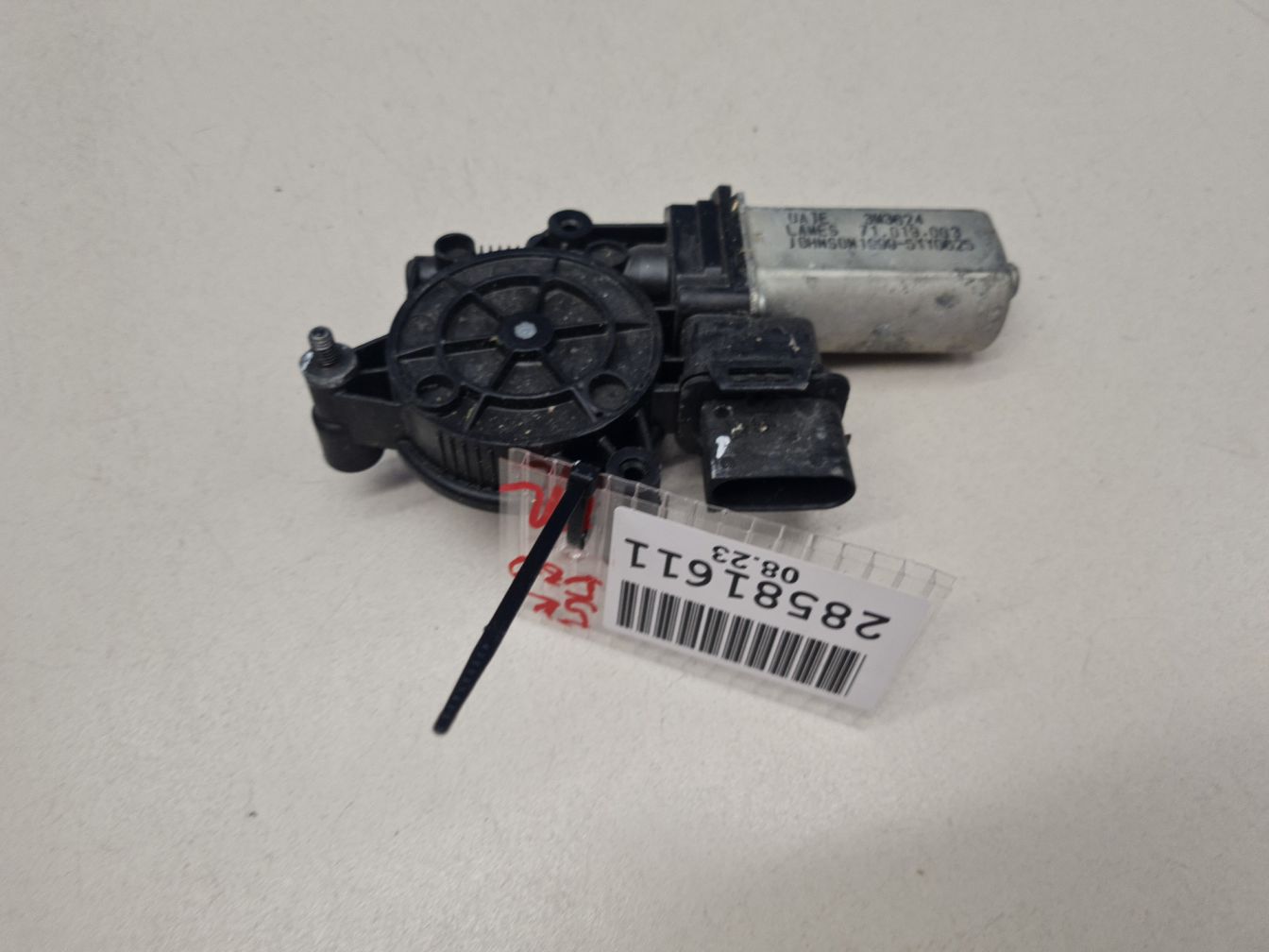 AP-0013419083 AP-0013419083