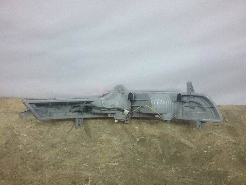 Фонарь задний в бампер левый