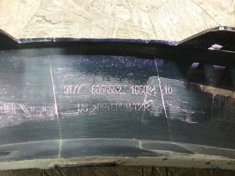 Накладка заднего крыла правого