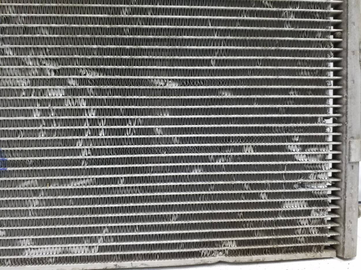 Радиатор кондиционера / конденсер