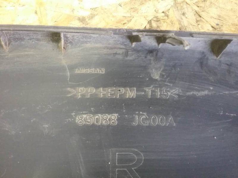 Накладка заднего бампера правая