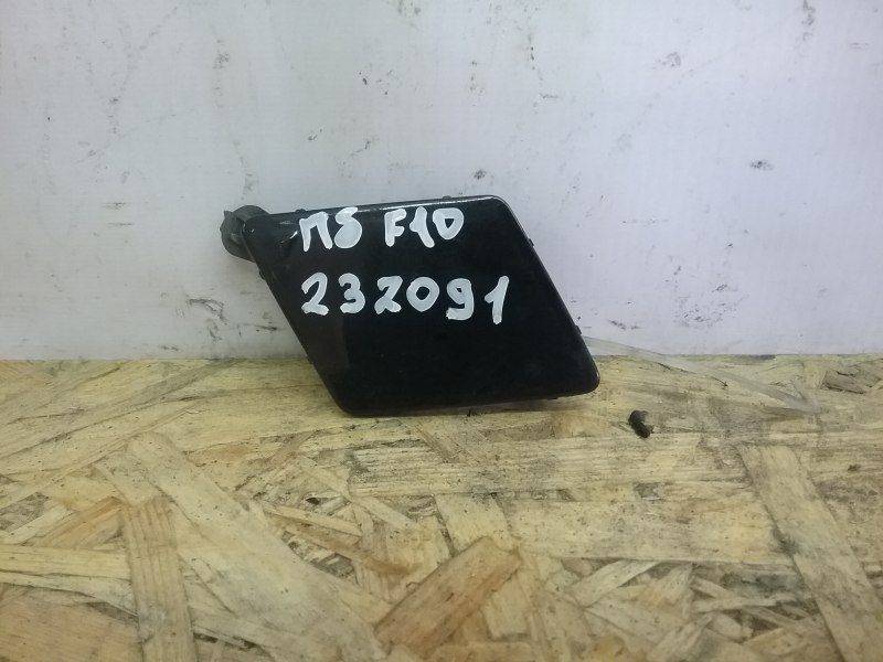Заглушка буксировочного крюка