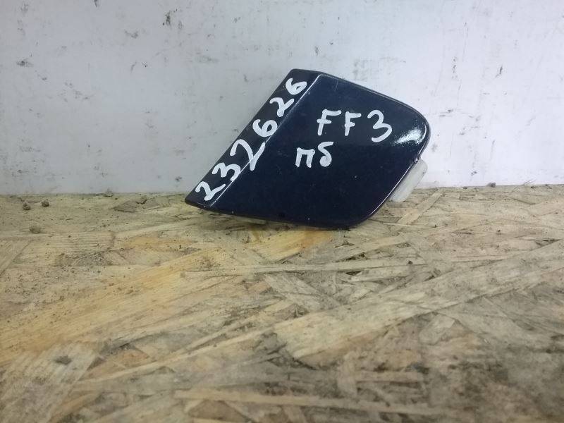 Заглушка буксировочного крюка