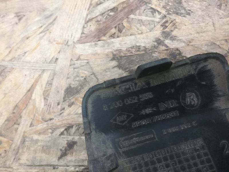 Заглушка буксировочного крюка