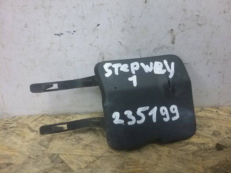 Заглушка буксировочного крюка