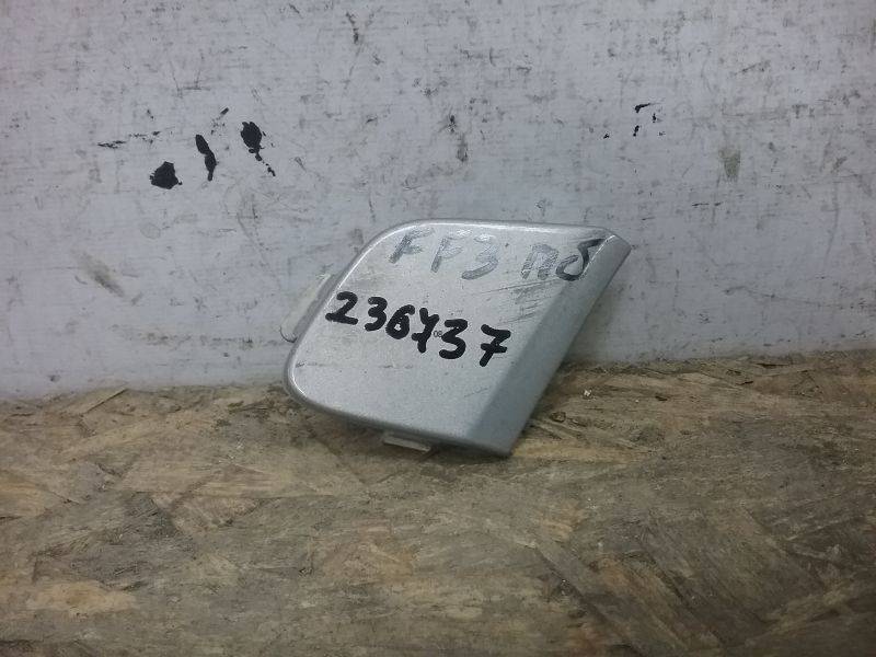 Заглушка буксировочного крюка