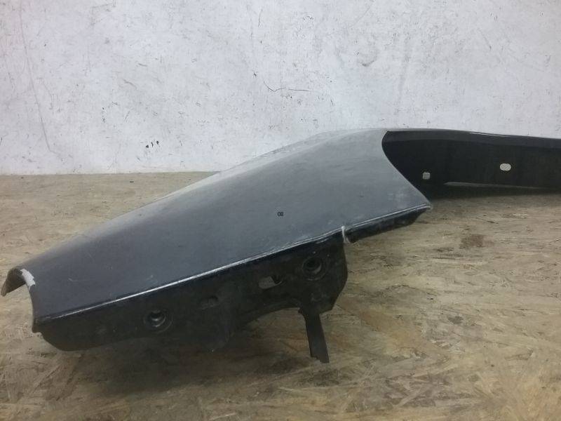 Крыло переднее левое