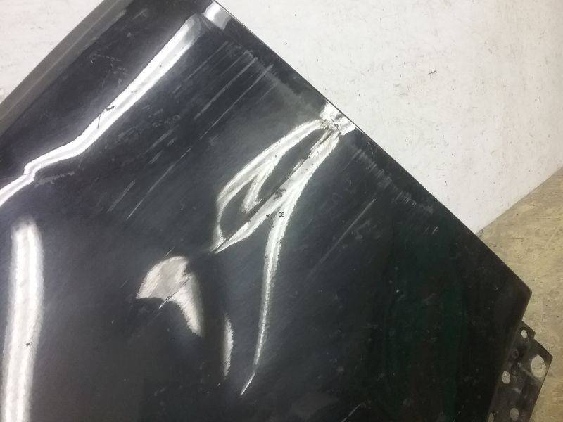 Крыло переднее левое