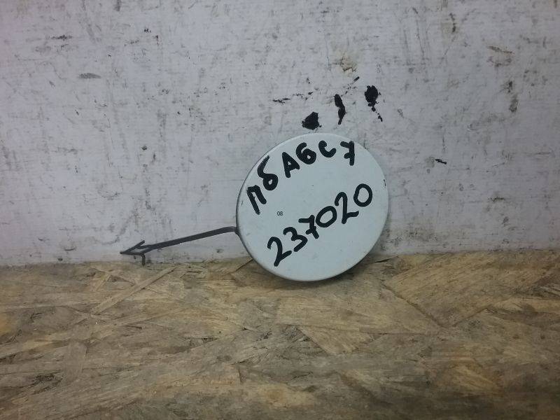 Заглушка буксировочного крюка