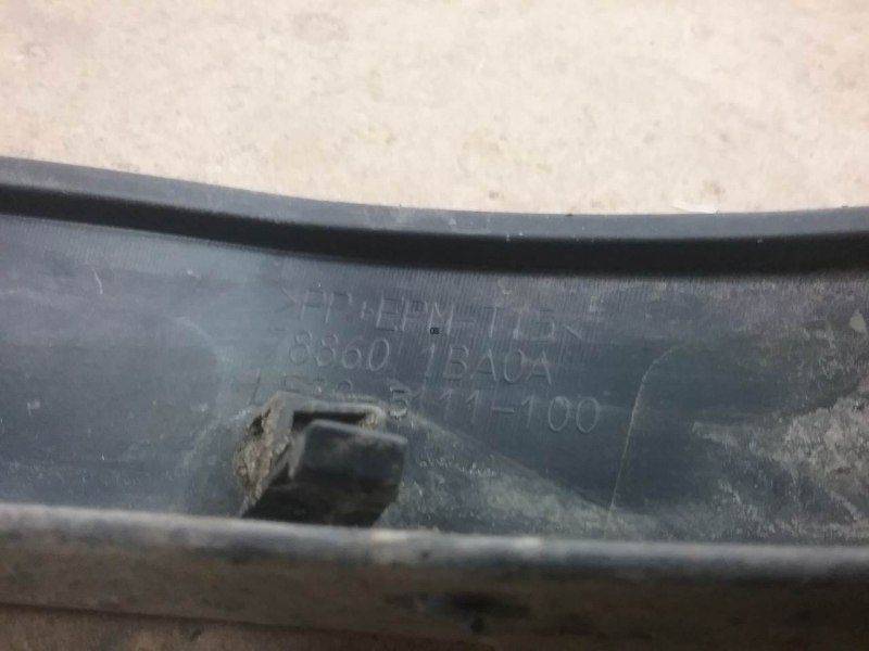 Накладка заднего крыла правого