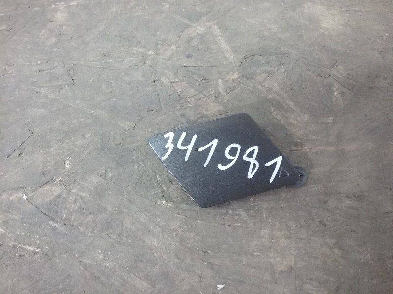 Заглушка буксировочного крюка