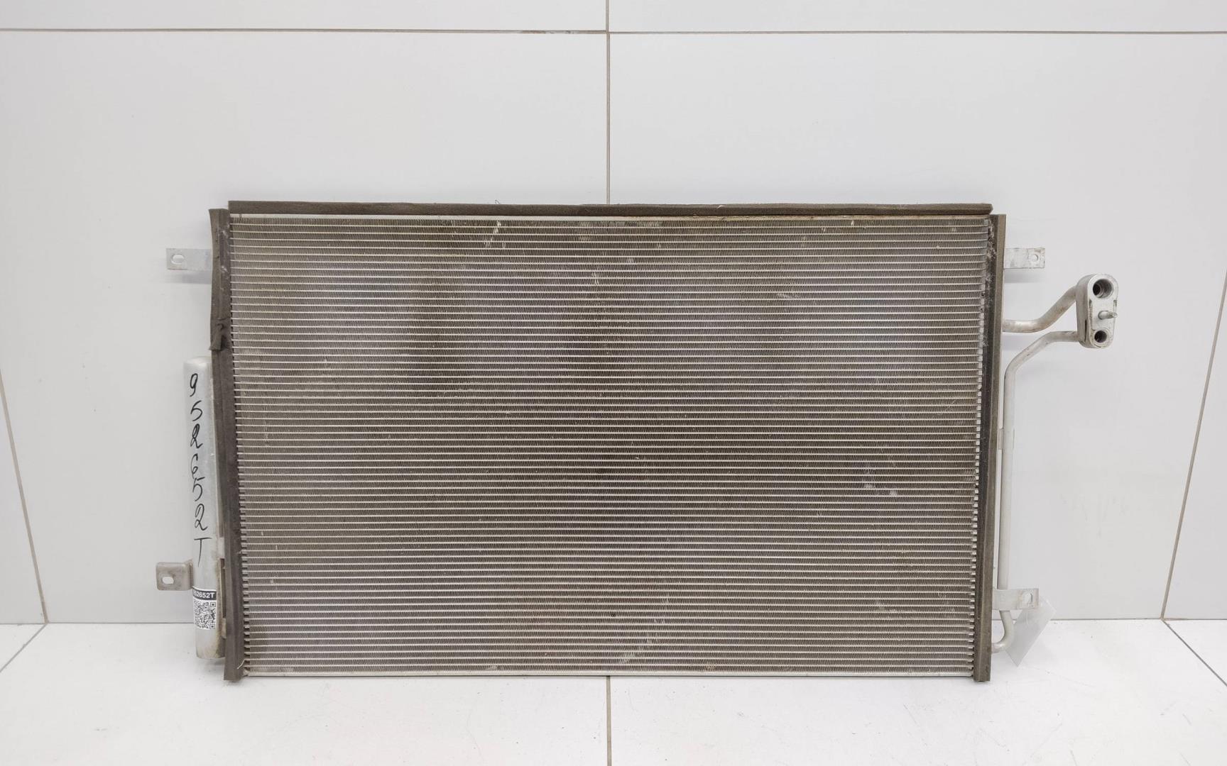 Радиатор кондиционера / конденсер