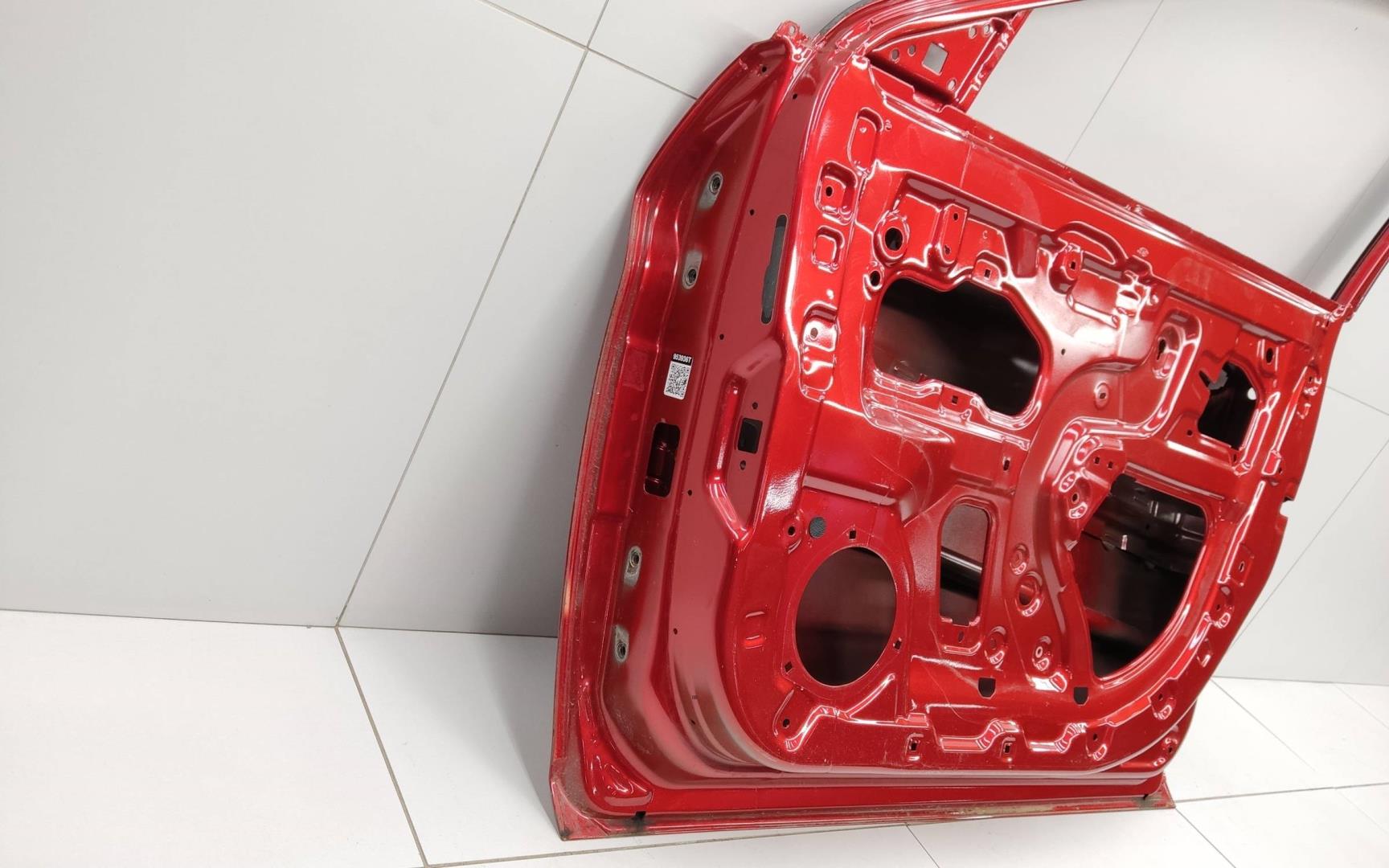 Дверь передняя правая