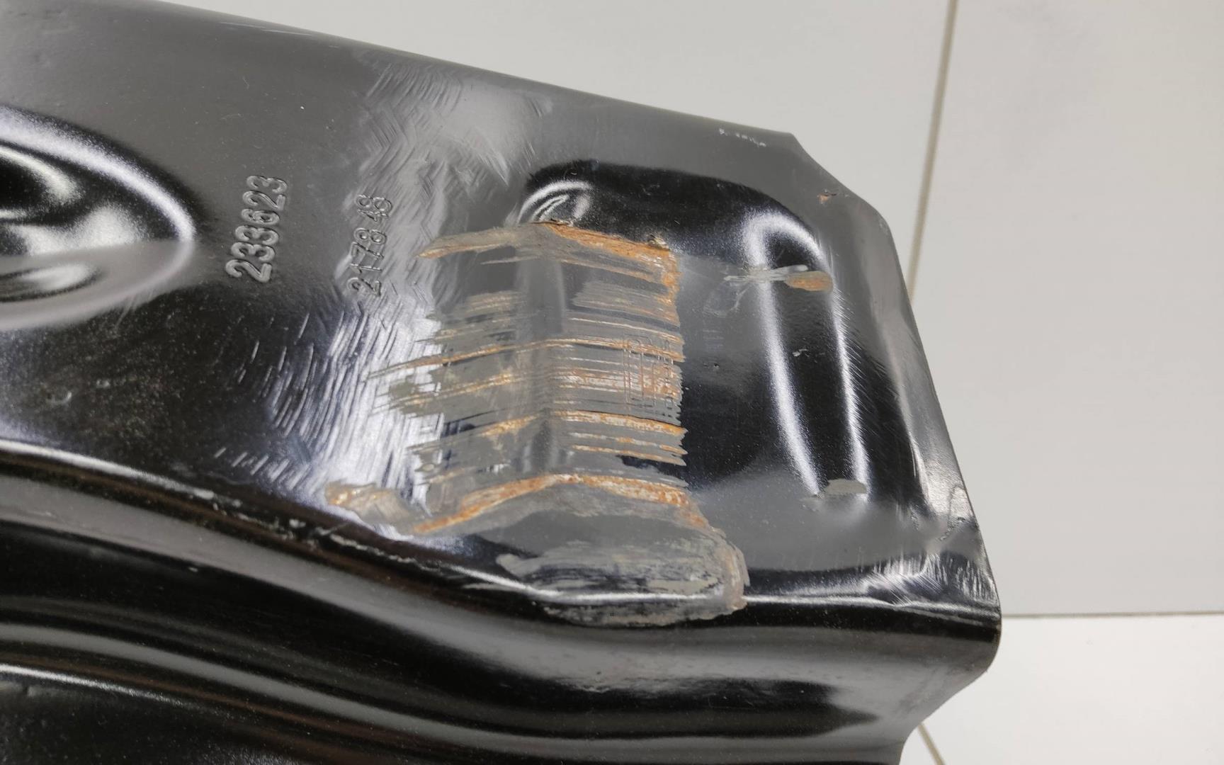 Усилитель переднего бампера