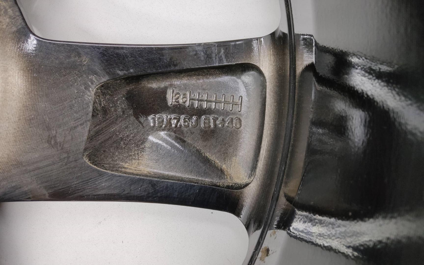 Диск колесный литой легкий сплав