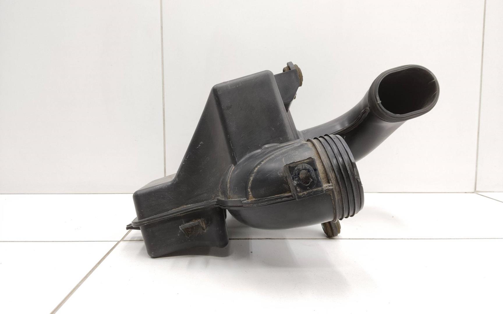 Резонатор воздушного фильтра