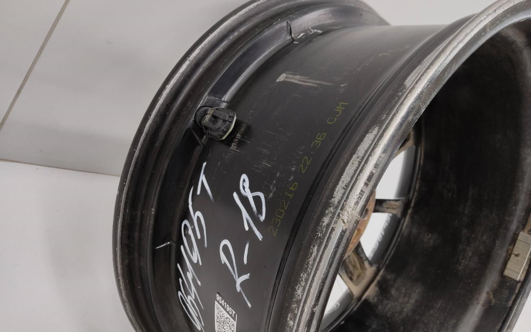 Диск колесный литой легкий сплав