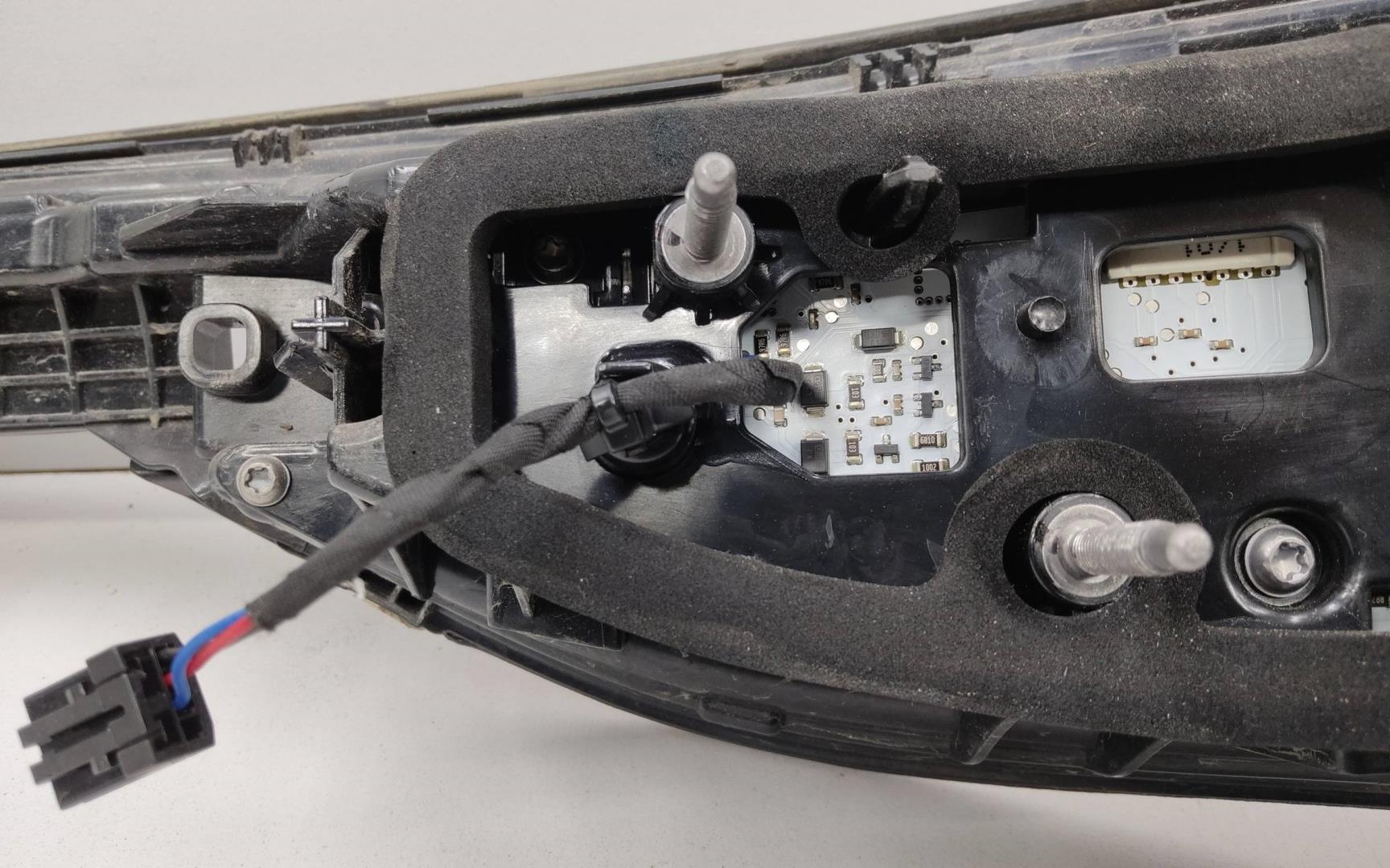 Фонарь задний