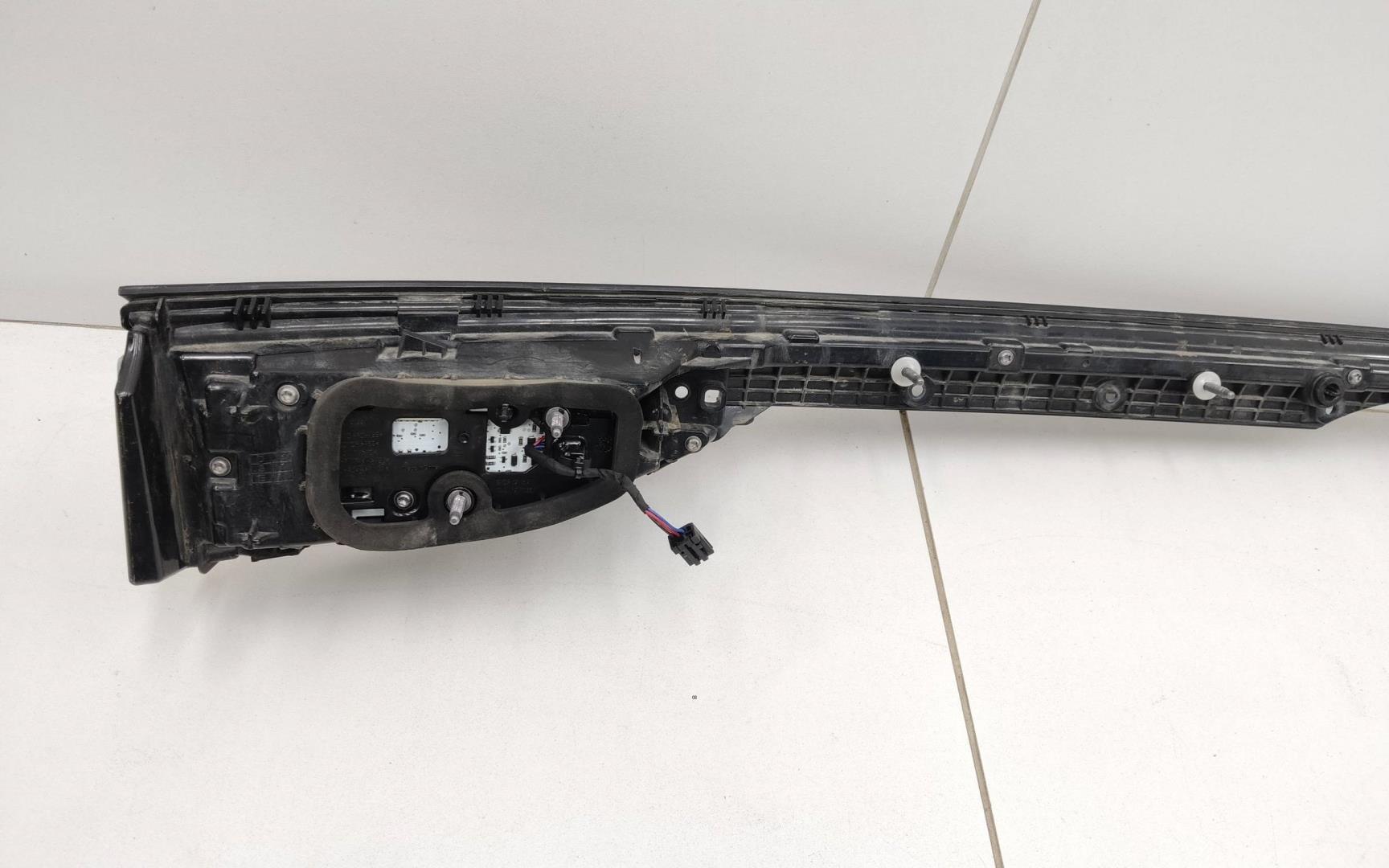 Фонарь задний