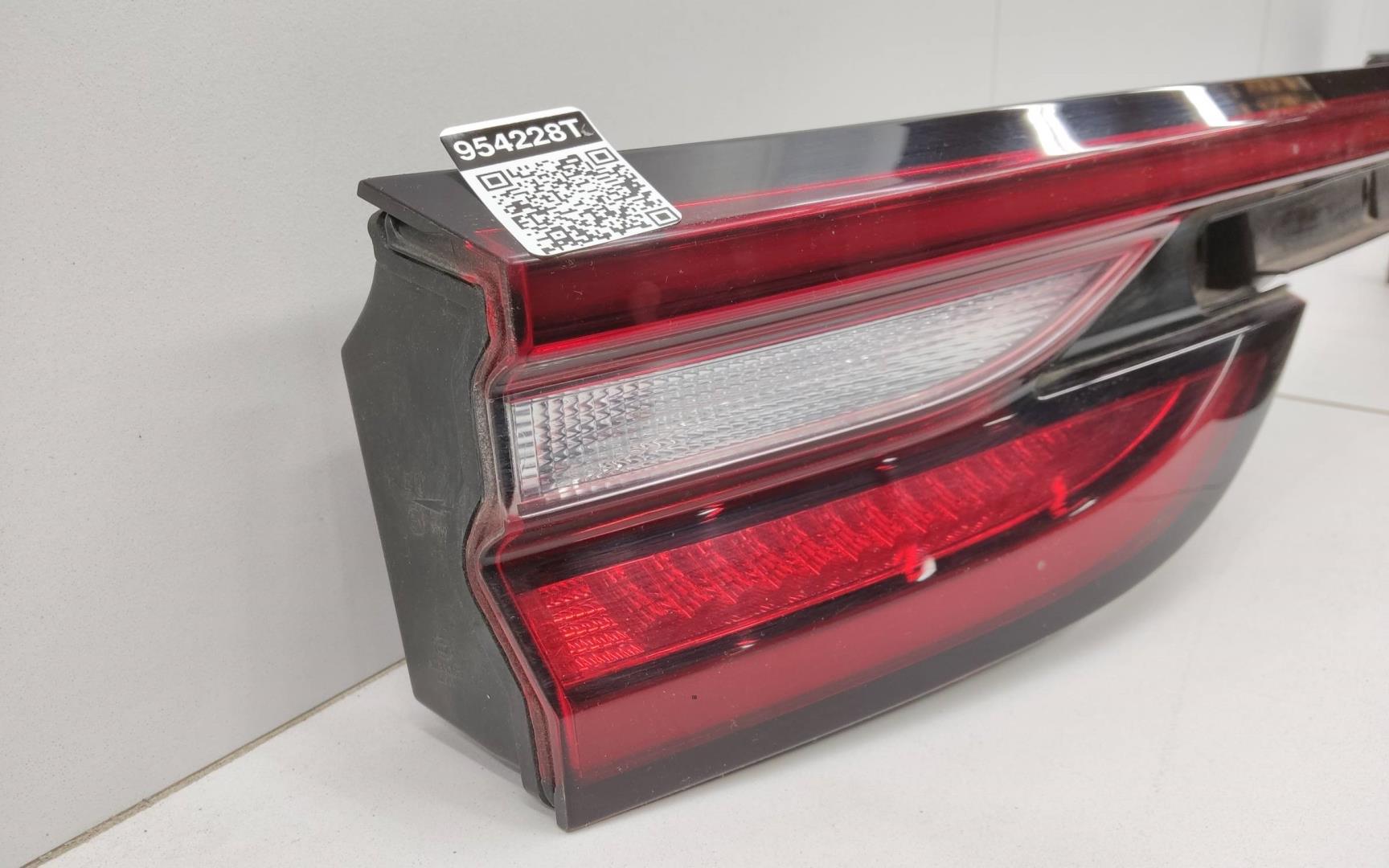 Фонарь задний