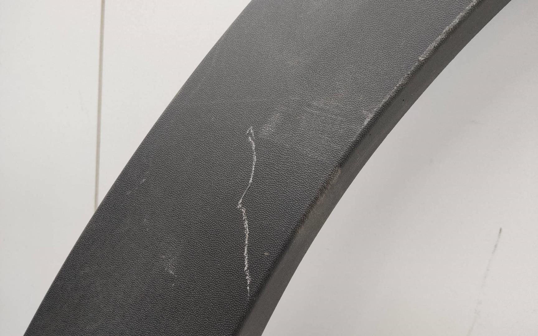 Накладка двери задней левой