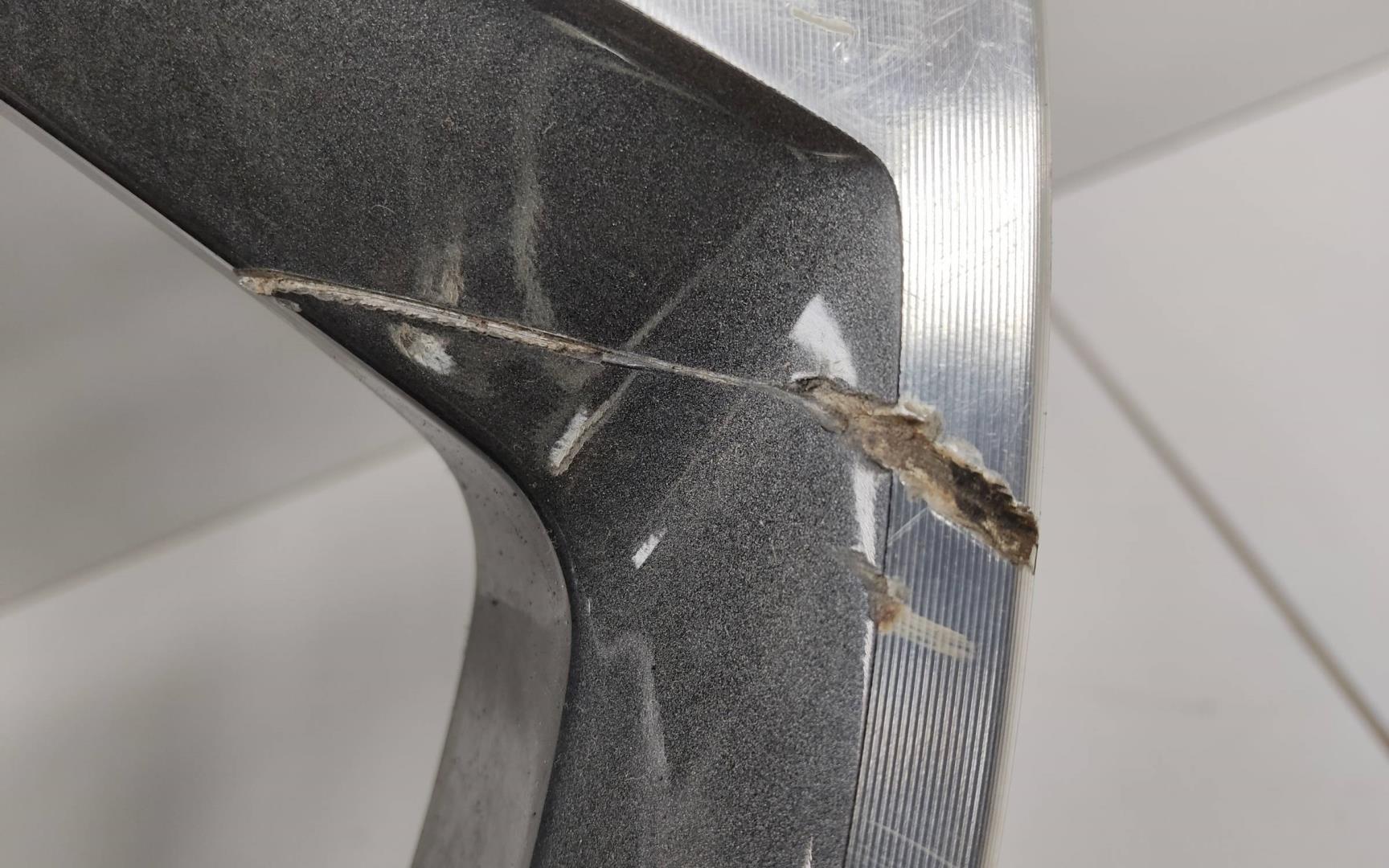 Диск колесный литой легкий сплав